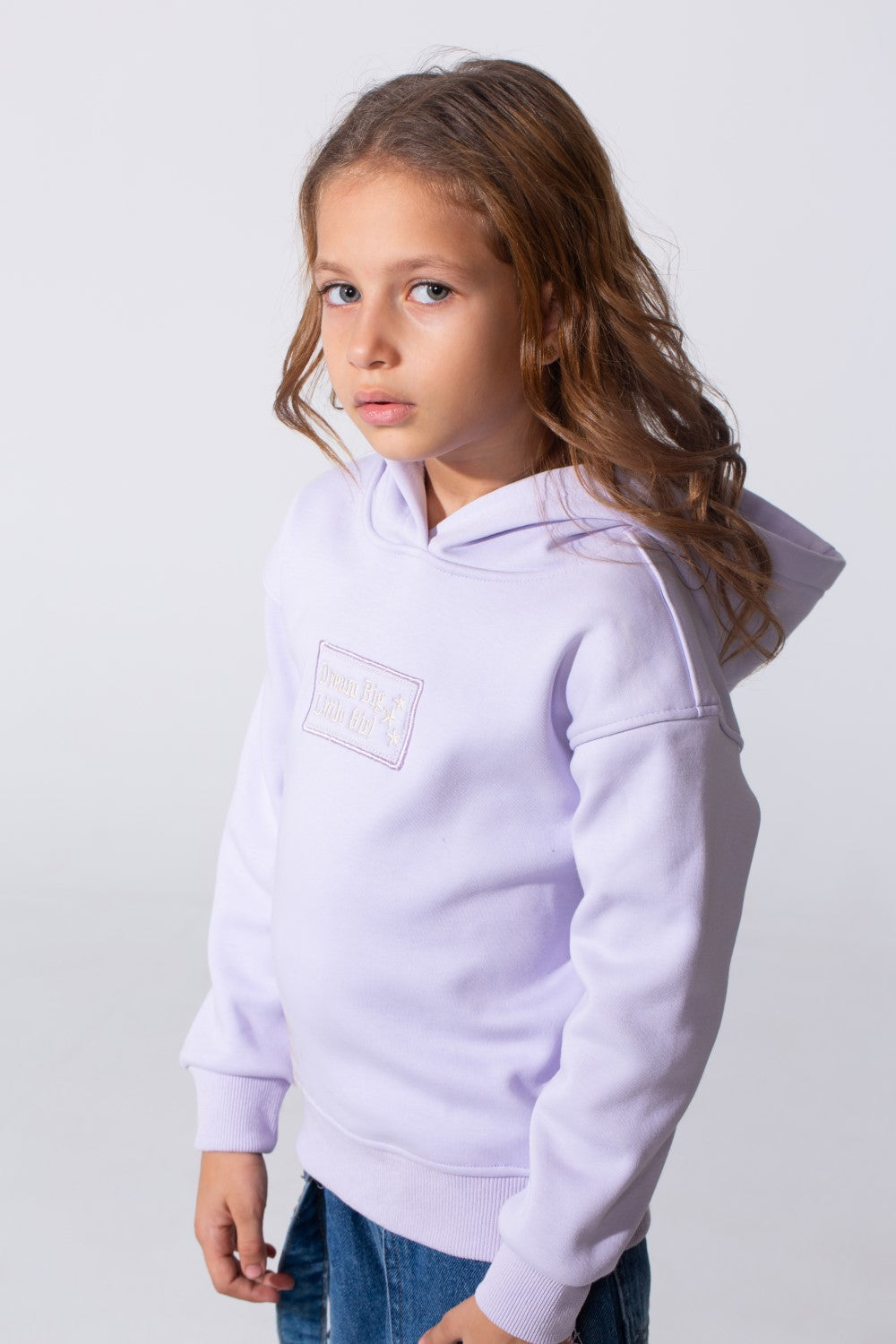 Girl's Slim Fit Hood Sweatshirt With A Front Text Print