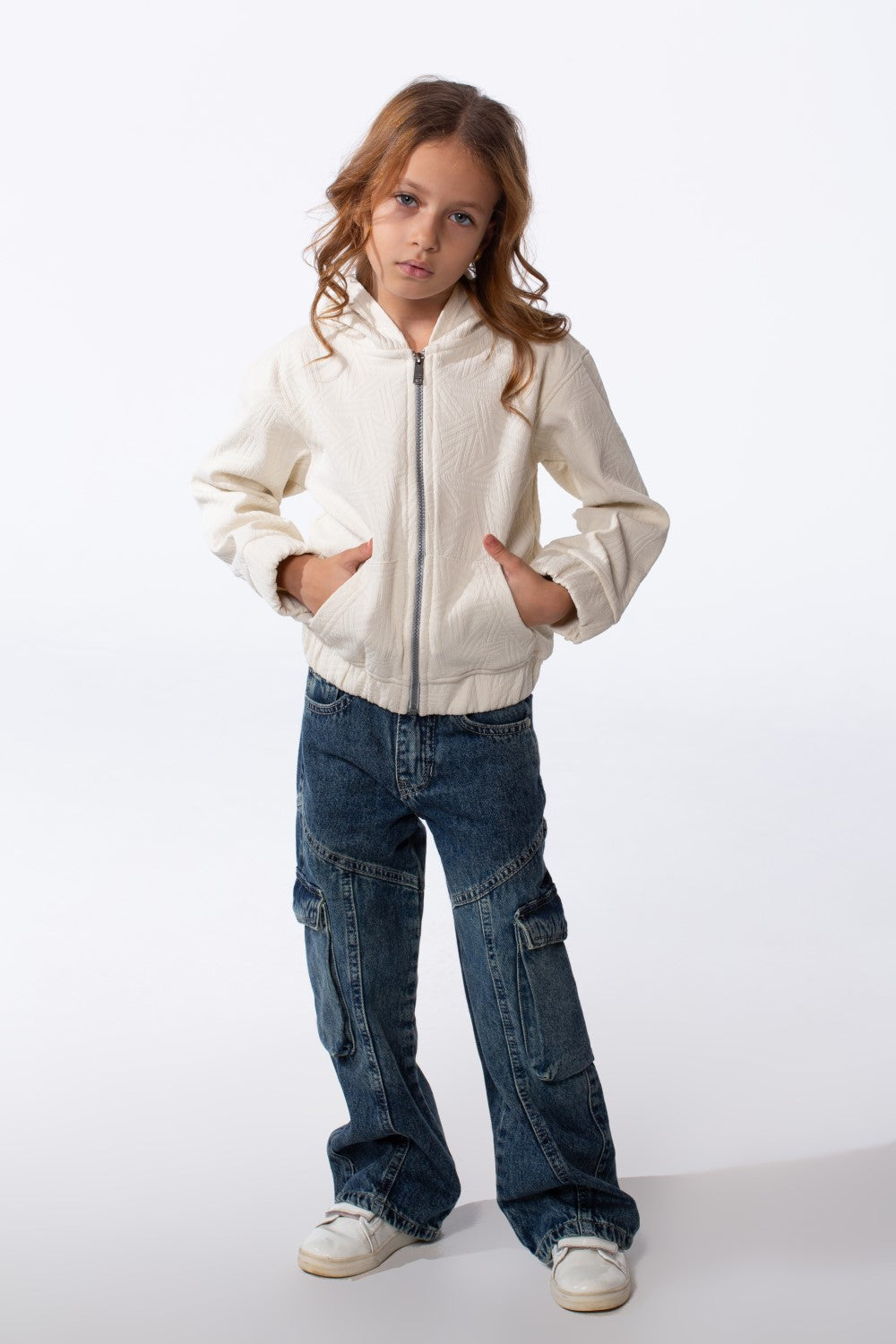 Girl's Slim Fit Zip Up Hood Sweatshirt With Side Pockets