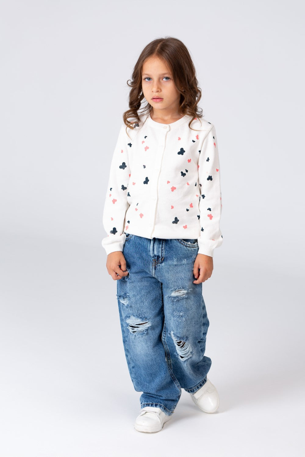 Girl's Round Neck Pullover With Buttons On The Front And A Butterflies Print