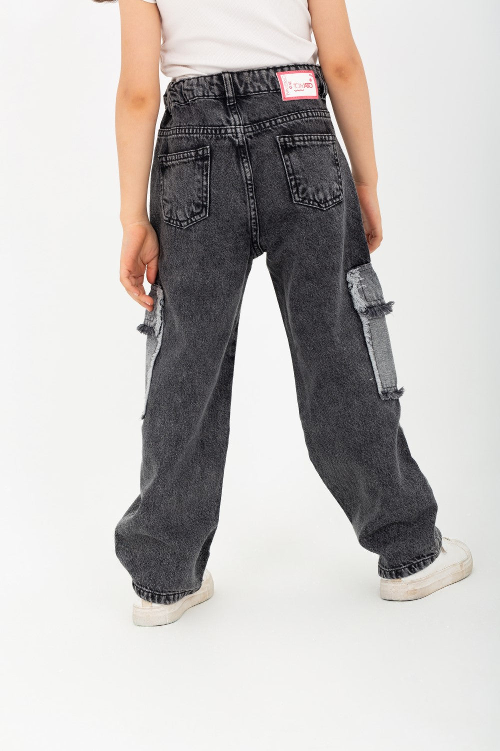 بنطلون جينز بناتي بقصة أرجل واسعة مع جيوب أمامية وخلفية وقصة فريدة