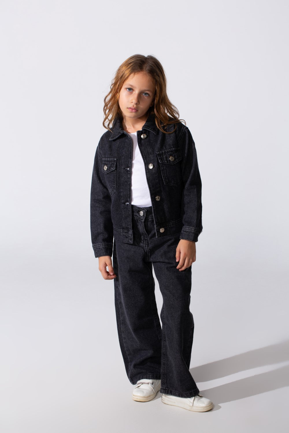 طقم دنيم أساسي عصري للبنات بقصة Slim Fit