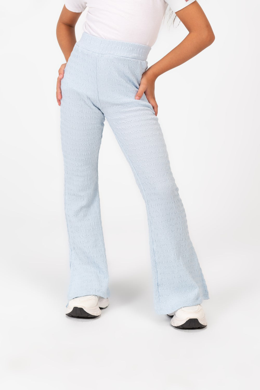 Girl's Linen Basic Pants With A Slit At The Bottom In Modern Design