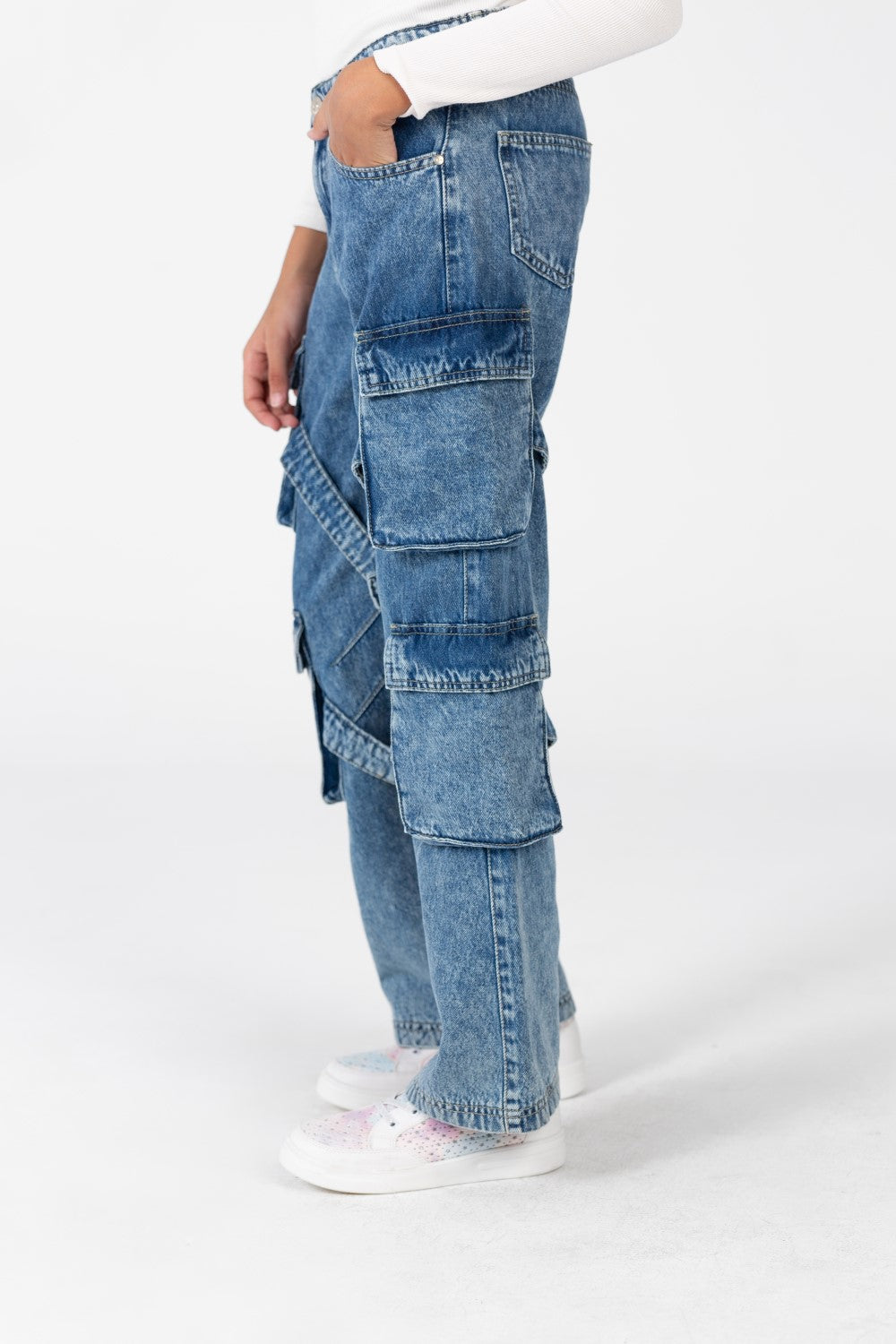 Girl's Slouchy Cargo Jeans Pants With A Unique Cut