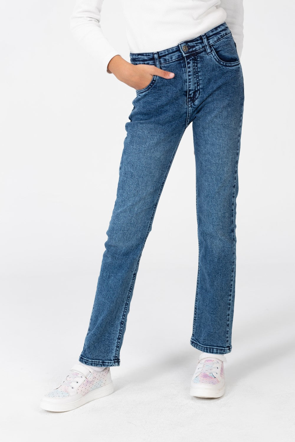 Girl's Plain Jeans Pants With Basic Details