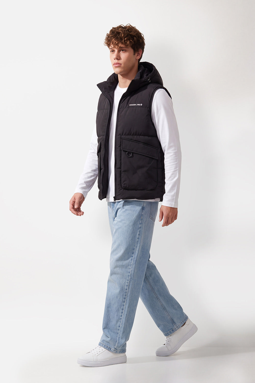 Men's Tomato Store Winter Padded Utility Vest Sleeveless Hooded Design Waterproof Slim Fit