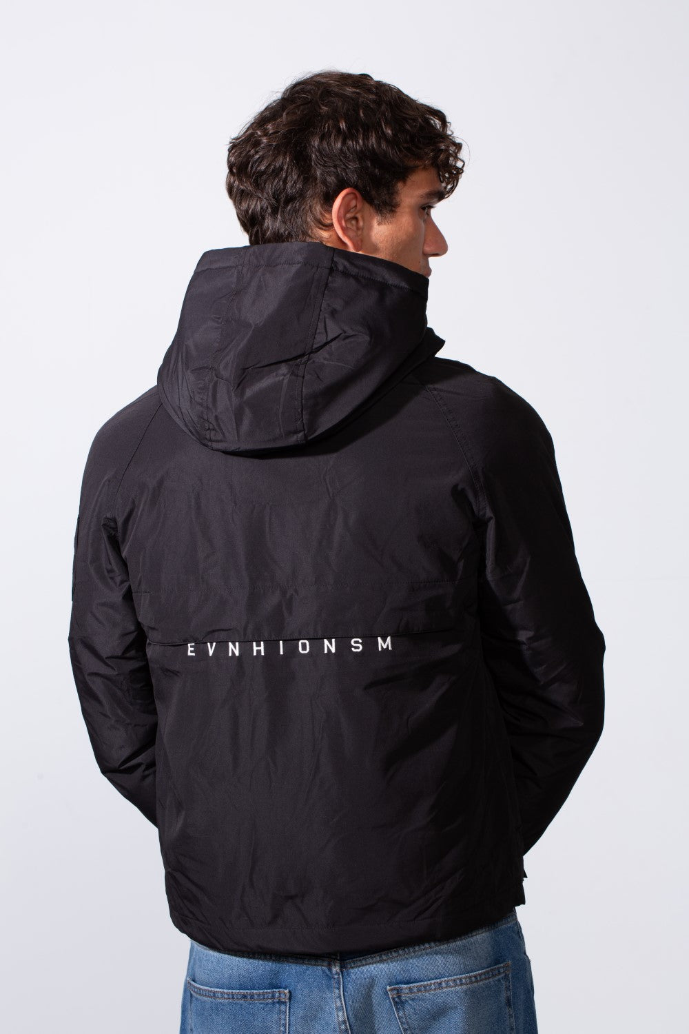Men's Hooded Waterproof Jacket With Multiple Pockets