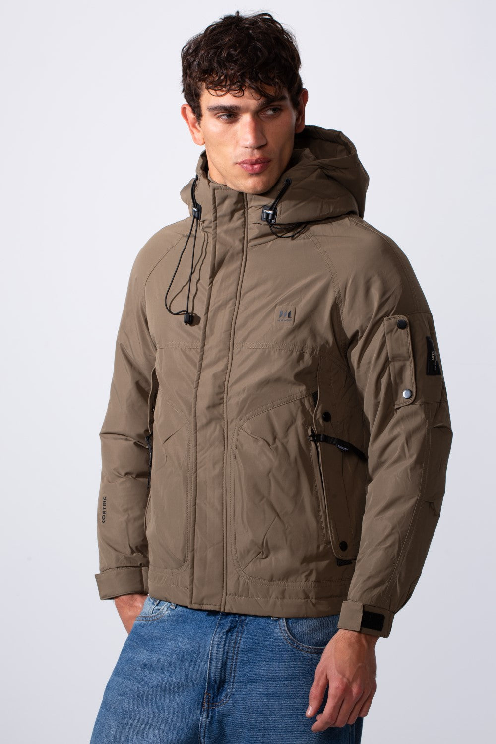 Men's Hooded Waterproof Jacket With Multiple Pockets
