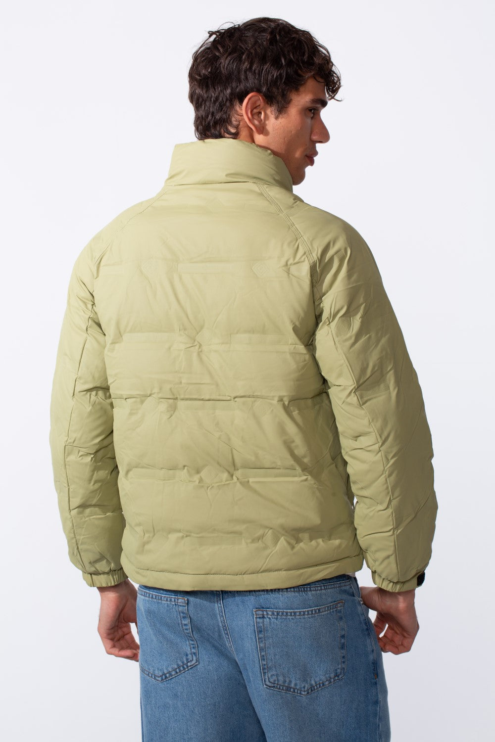 Men's Front Pockets Long Sleeves Waterproof Jacket