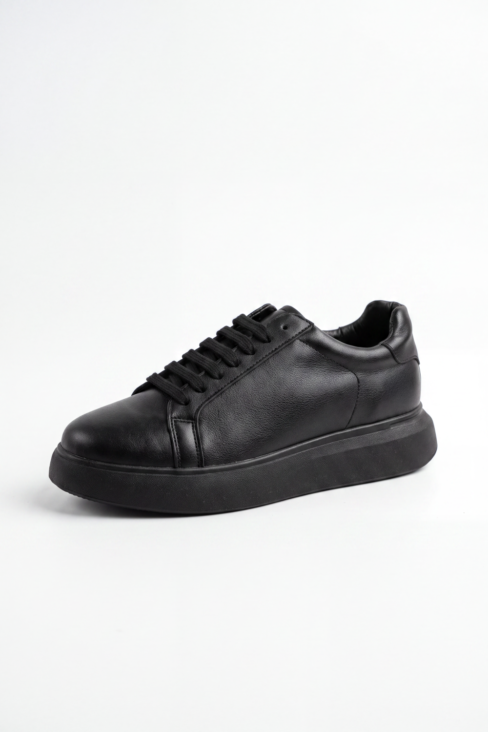 Men's Tomato Store Premium Leather Sneakers Tonal Lace-Up Design Padded Collar Shoes
