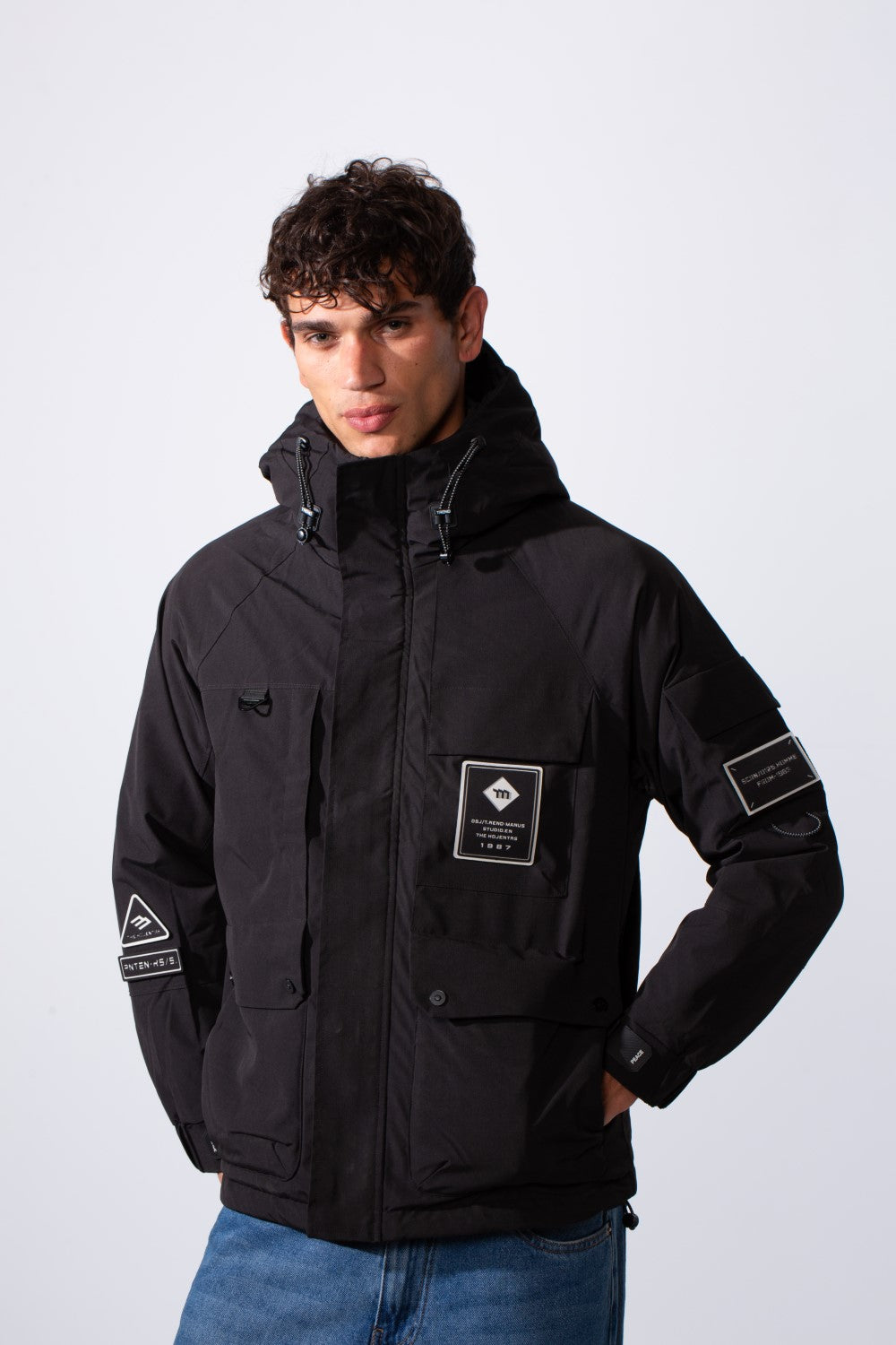 Men's Modern Casual Hooded Waterproof Jacket