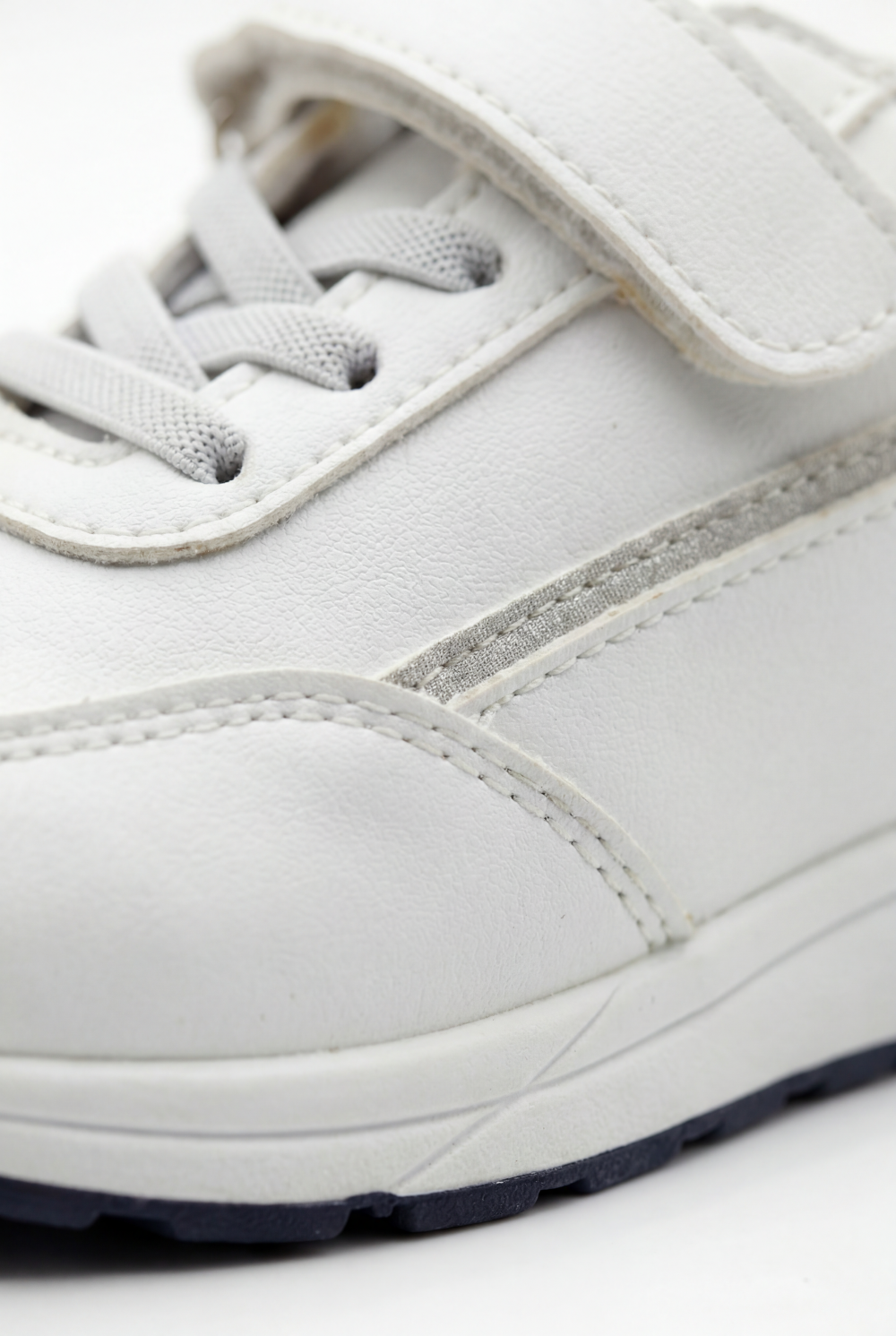 Boy's Versatile Sneaker Structured Feel For All-Day Support Subtle Stitching Details Hook And Loop Strap Shoes