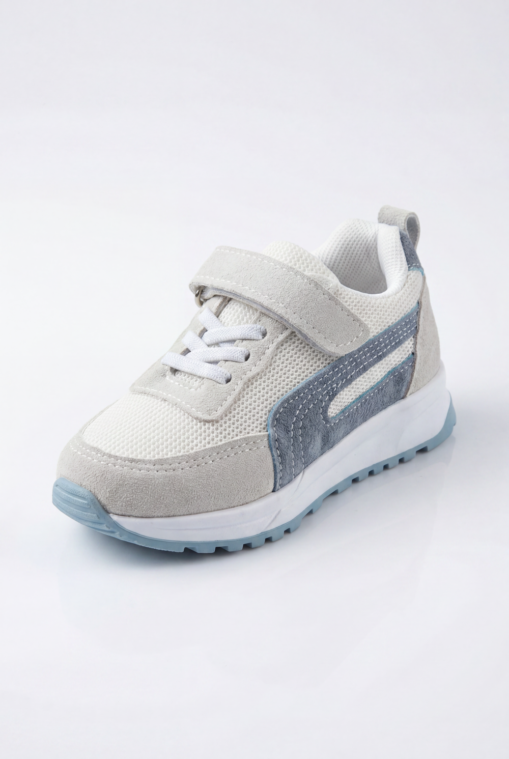 Boy's Dual-Closure System Tomato Store Padded Collar And Tongue For Enhanced Comfort Shoes