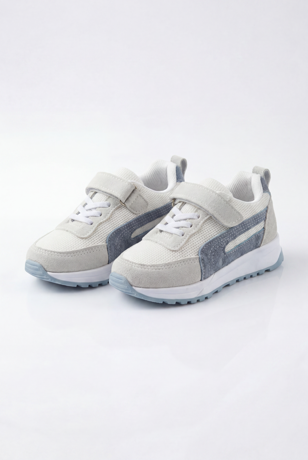 Boy's Dual-Closure System Tomato Store Padded Collar And Tongue For Enhanced Comfort Shoes