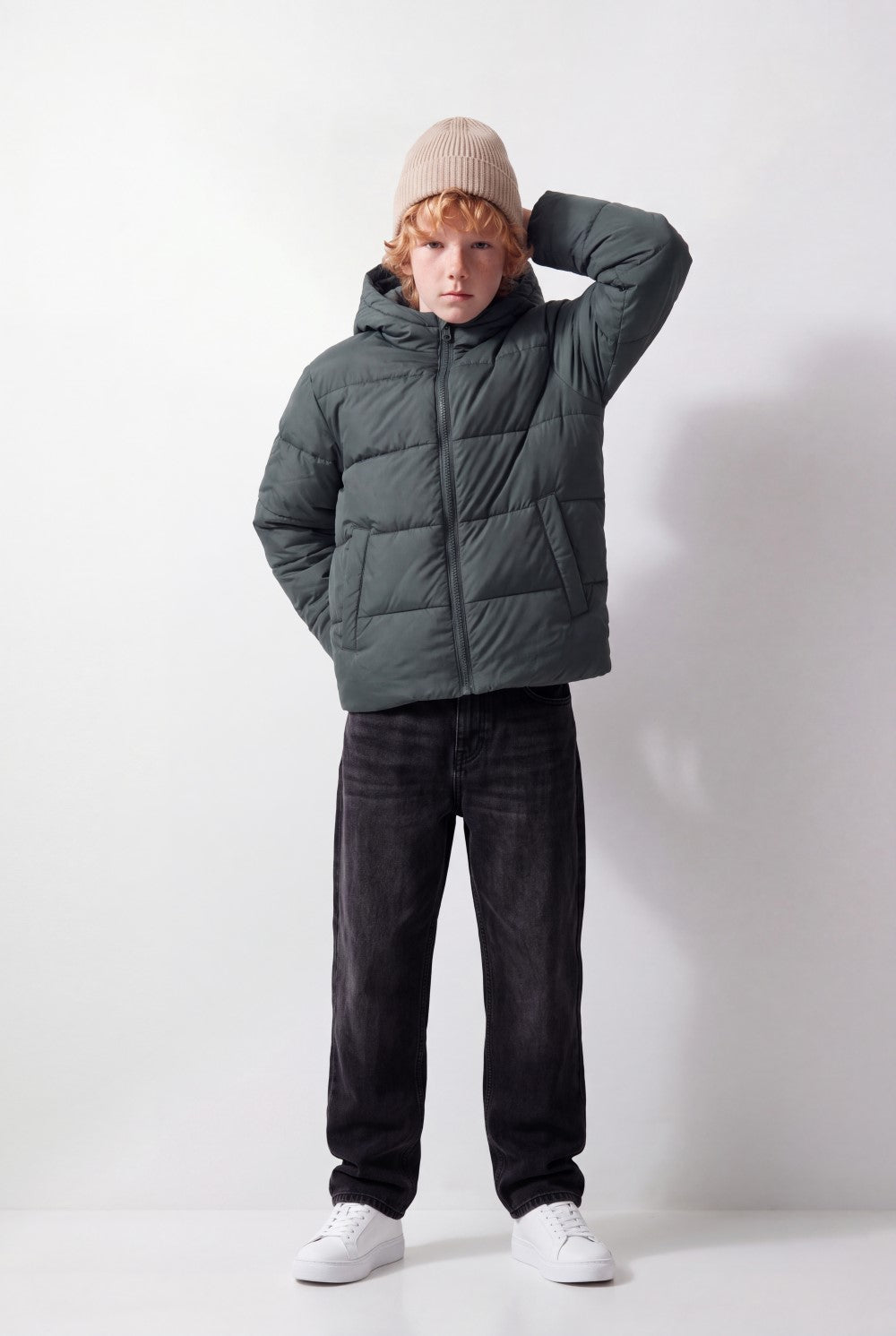 Boy's Tomato Store Puffer Jacket Hooded Design Full-Zip Front Angled Side Pockets Quilted Panel Detail