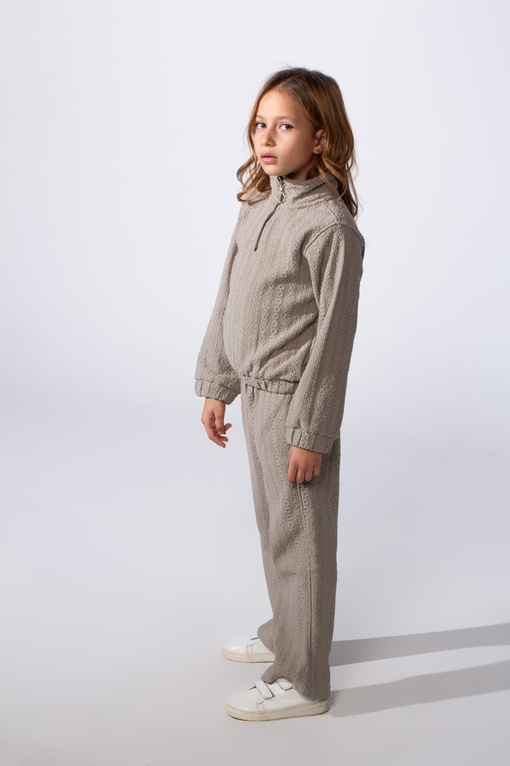 Girl's Tomato Store Textured Outfit High Neck Quarter-Zip Subtle Vertical Pattern Slim Fit