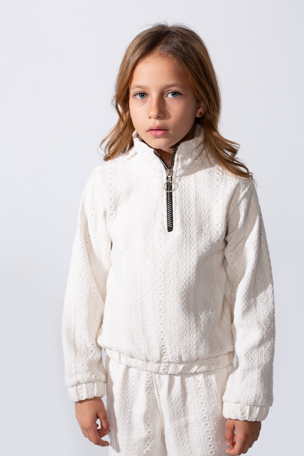 Girl's Tomato Store Textured Outfit High Neck Quarter-Zip Subtle Vertical Pattern Slim Fit