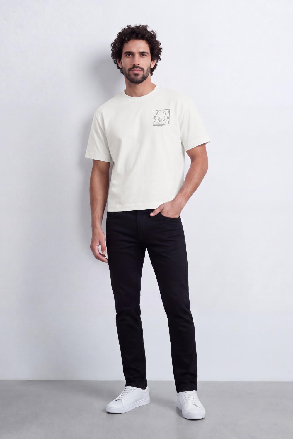 Men's Tomato Store Box Fit T-Shirt Minimal Compass Chest Graphic Clean Crew Neck