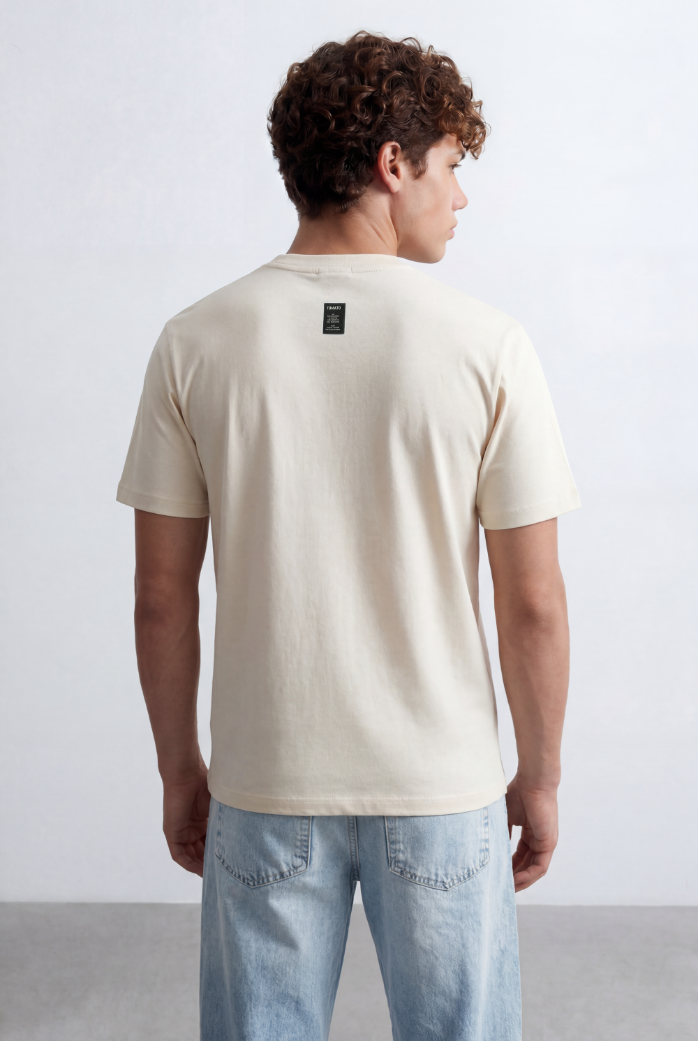 Men’s Tomato Store Patch T-Shirt Basic Look Small Chest Label Detail Oversize