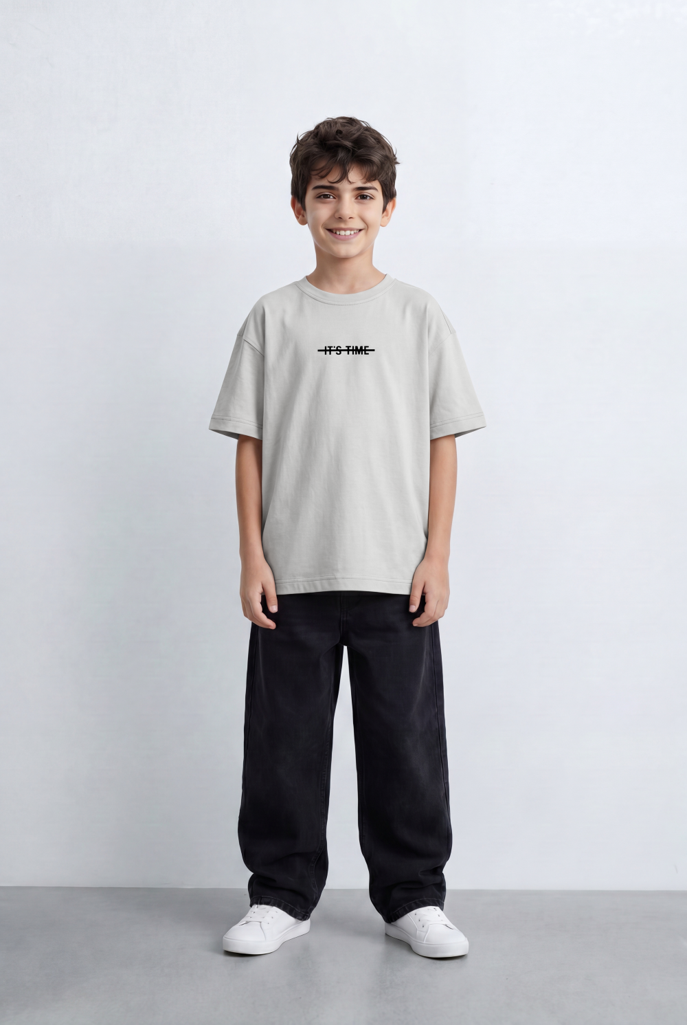 Boy's Oversized T-Shirt With Minimal Front Graphic Print Crew Neck Short Sleeves