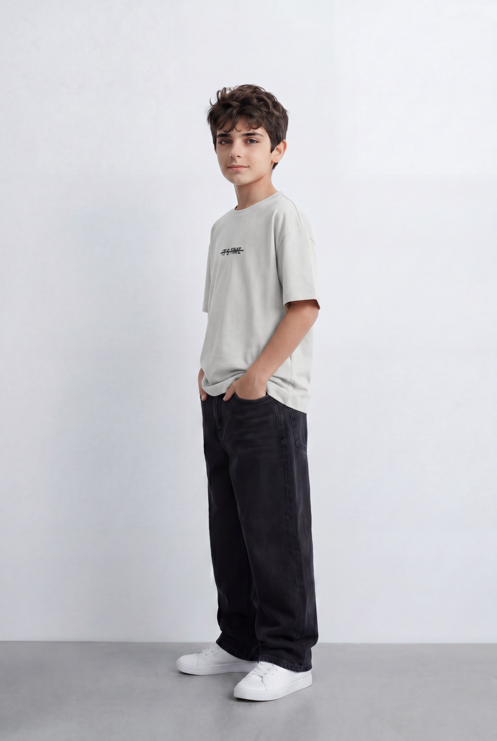 Boy's Oversized T-Shirt With Minimal Front Graphic Print Crew Neck Short Sleeves