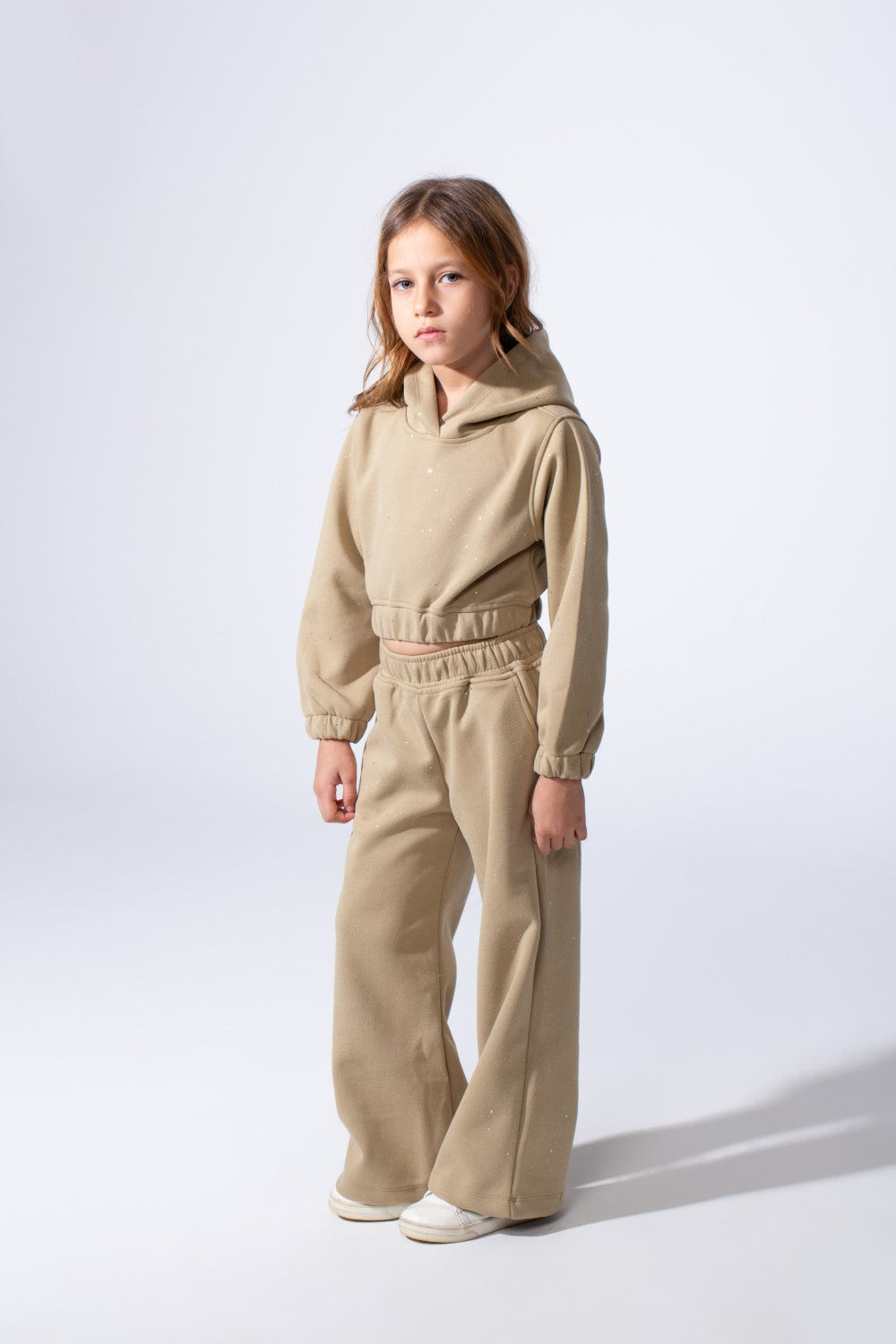 طقم ملبن مريح مكون من قطعتين للفتيات بقصة قصيرة وأكمام طويلة وأساور مطاطية وتصميم أنيق وبسيط