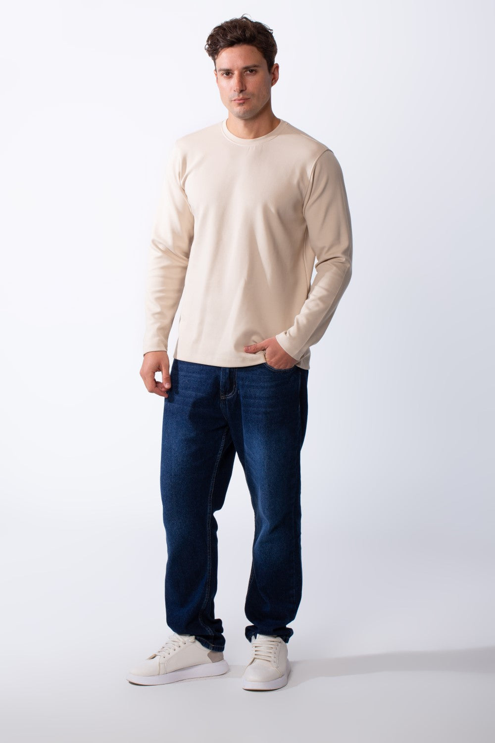 Men's Rounded Neckline Long Sleeves Basic Slim Fit Perfect For Layering T-Shirt