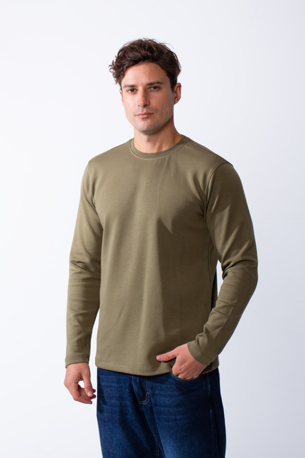 Men's Rounded Neckline Long Sleeves Basic Slim Fit Perfect For Layering T-Shirt