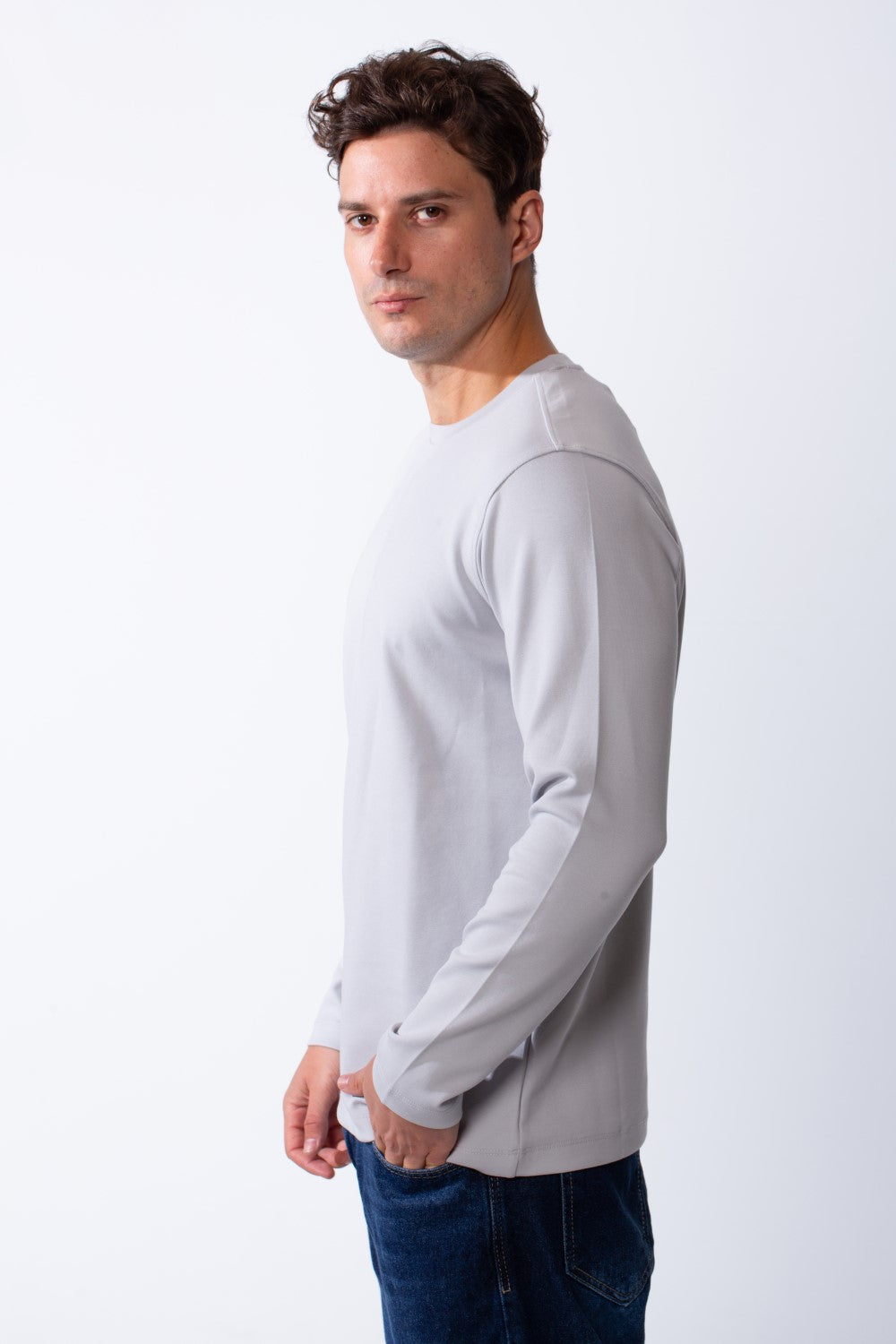 Men's Rounded Neckline Long Sleeves Basic Slim Fit Perfect For Layering T-Shirt