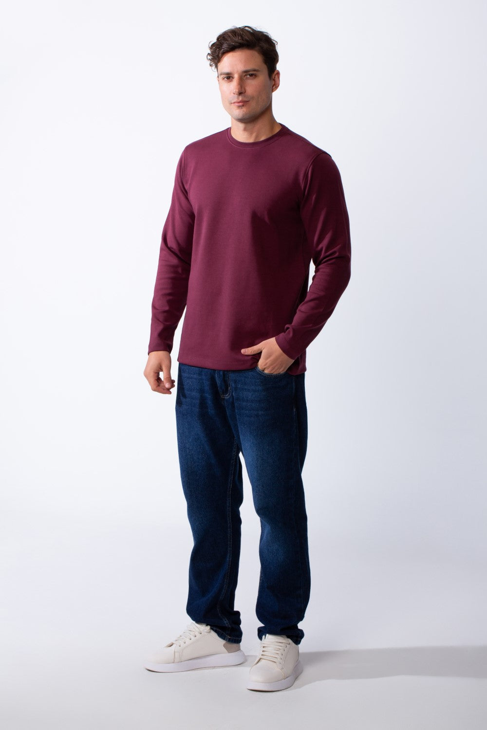 Men's Rounded Neckline Long Sleeves Basic Slim Fit Perfect For Layering T-Shirt