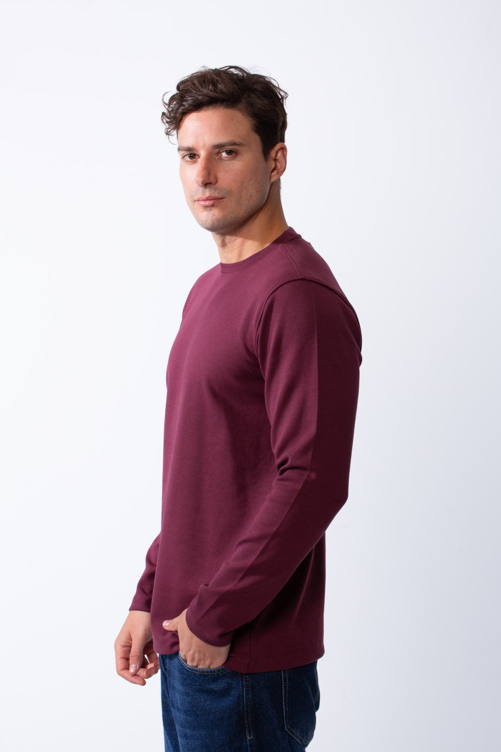 Men's Rounded Neckline Long Sleeves Basic Slim Fit Perfect For Layering T-Shirt