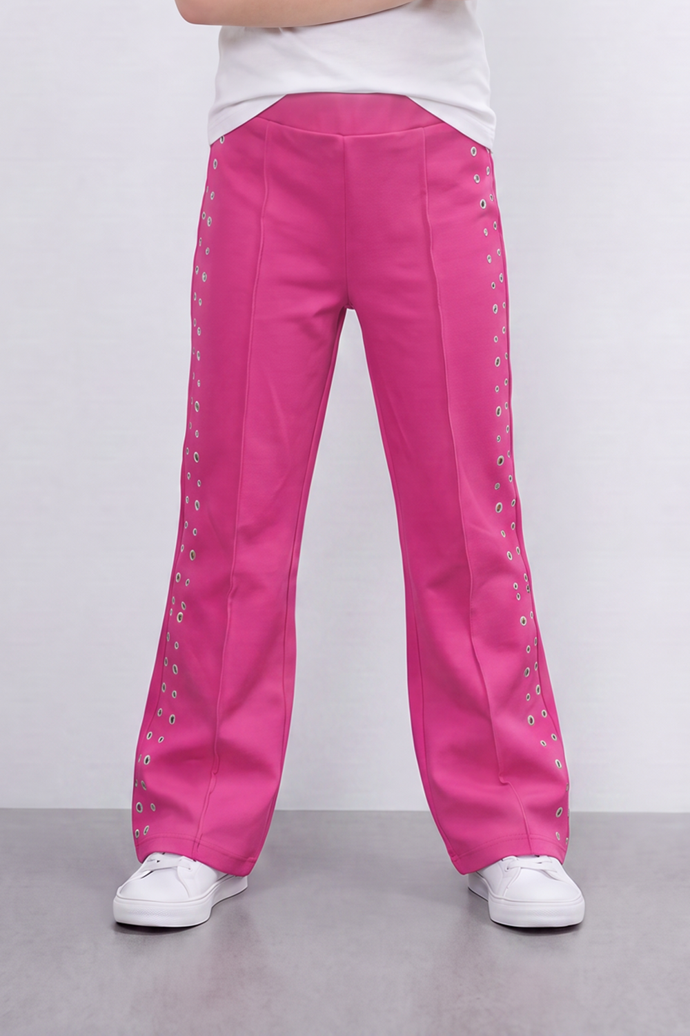 Girl's Tomato Store Stud Line Flare Legn Slim Fit Pants Framed With Side Stud Artwork Front Seam Detail Pull On Waist