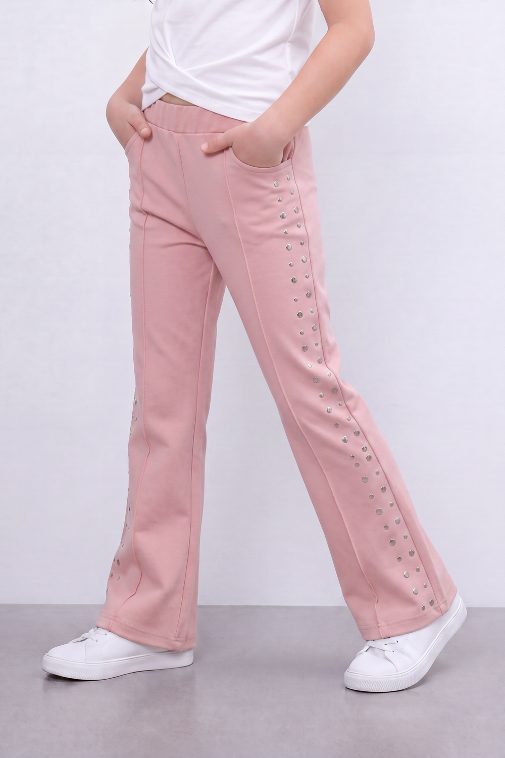 Girl's Tomato Store Stud Line Flare Legn Slim Fit Pants Framed With Side Stud Artwork Front Seam Detail Pull On Waist