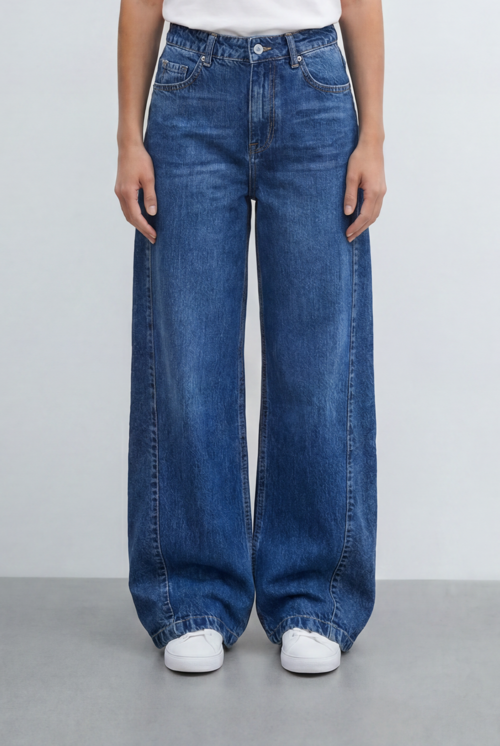 Women’s Tomato Store Relaxed Barrel Jeans Curved Wide Leg Pants Washed Denim Finish