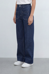Women's Tomato Store Utility Pocket Jeans Wide Leg Denim Silhouette Front Patch Pocket Detail