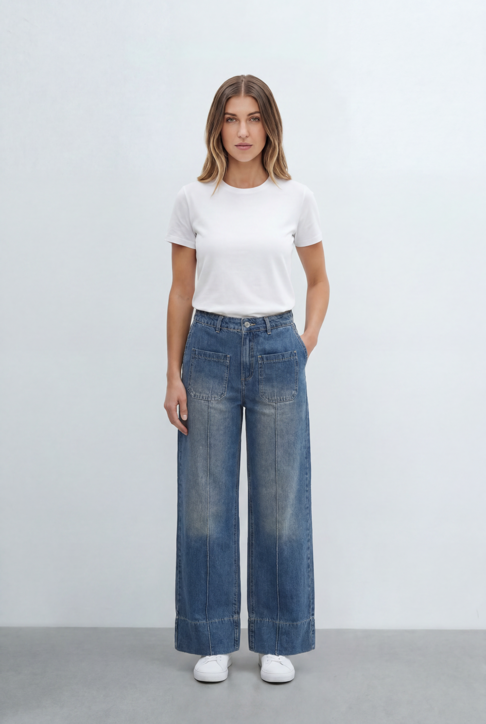 Women's Tomato Store Utility Pocket Jeans Wide Leg Denim Silhouette Front Patch Pocket Detail