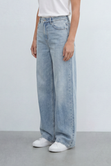 Women’s Tomato Store Ultra Wide Leg Jeans Pants Light Vintage Wash Relaxed Full Length Silhouette
