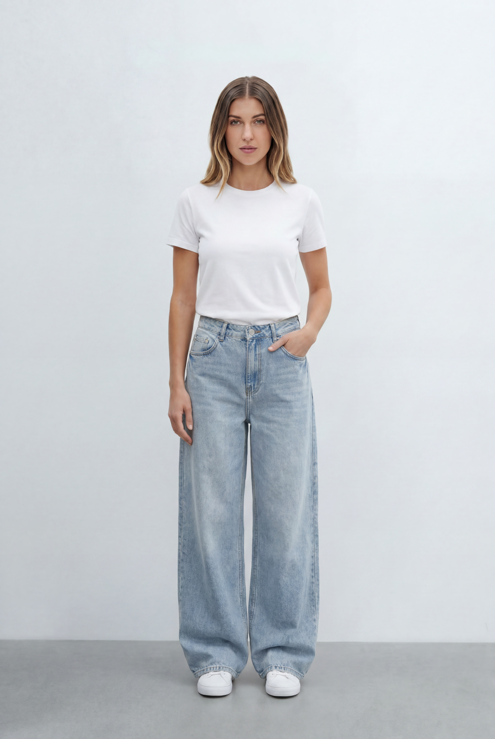 Women’s Tomato Store Ultra Wide Leg Jeans Pants Light Vintage Wash Relaxed Full Length Silhouette