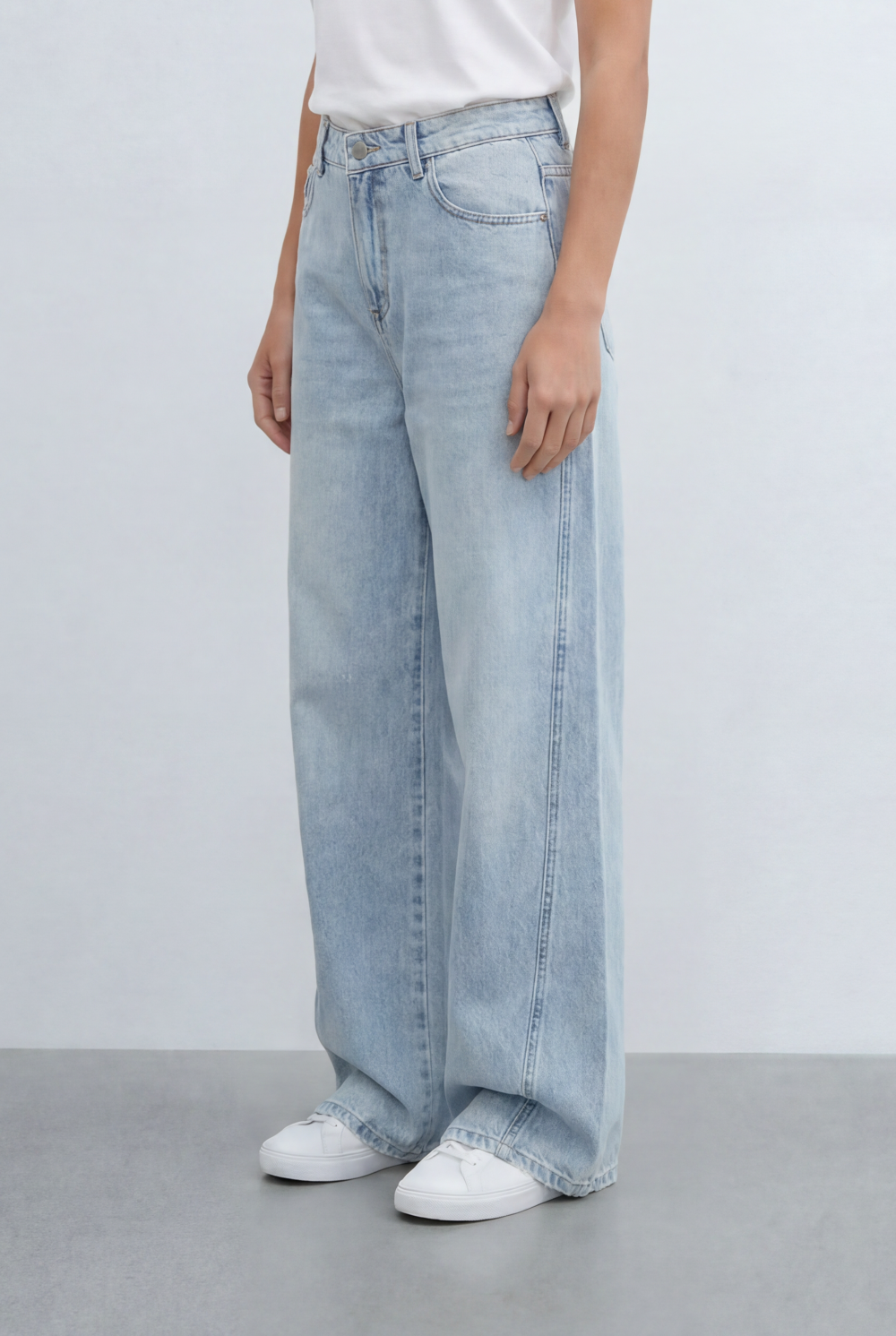 Women’s Tomato Store Contrast Stitch Wide Leg Denim Jeans Pants