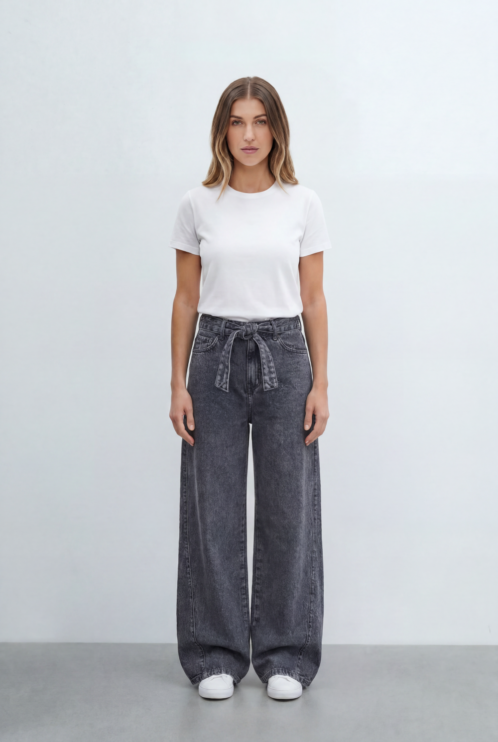 Women’s Tomato Store Tie Waist Wide Leg Jeans Acid Wash Pants Self Fabric Belt Detail