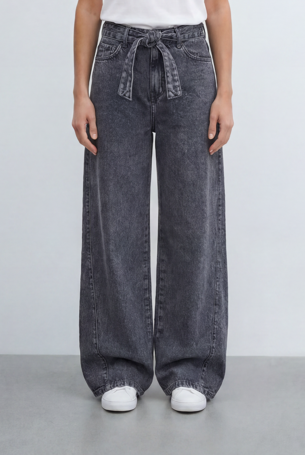 Women’s Tomato Store Tie Waist Wide Leg Jeans Acid Wash Pants Self Fabric Belt Detail