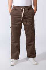 Men’s Casual Jogger-Style Elasticated Waistband Functional Side Pockets Utility-Inspired Thigh Seam Detailing Versatile Modern Look Wide leg Pants