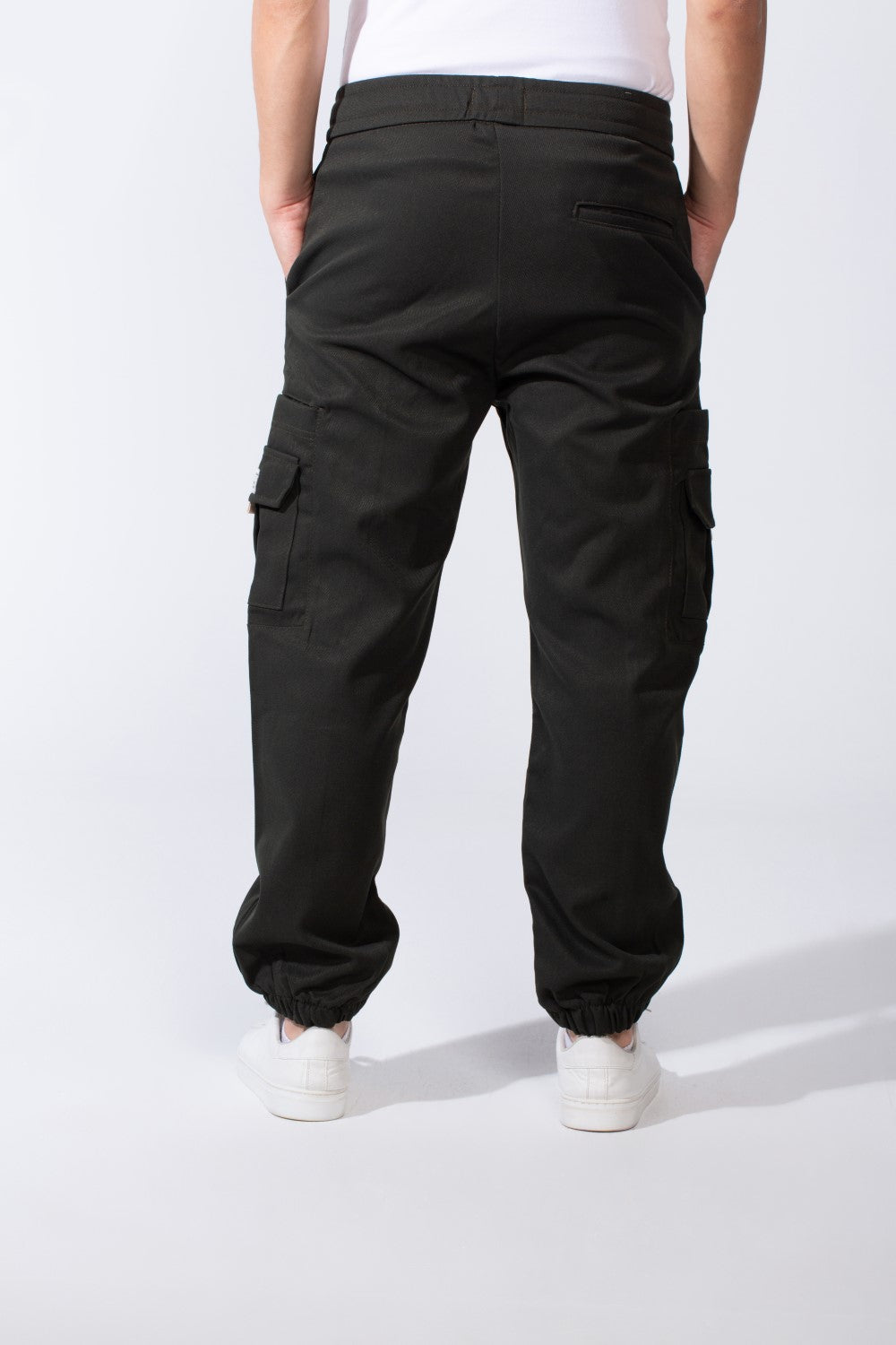 Men's Casual Joggar With Elastic Waistband And Ankles Multiple Pockets Flip Details Modern Sporty Cargo Pants