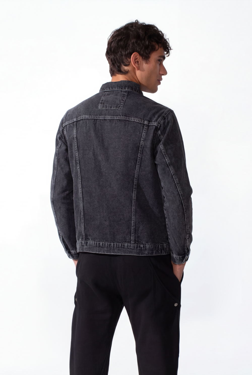 Men's Slim Fit Full Zip Long Sleeves Jeans Jacket With Pockets