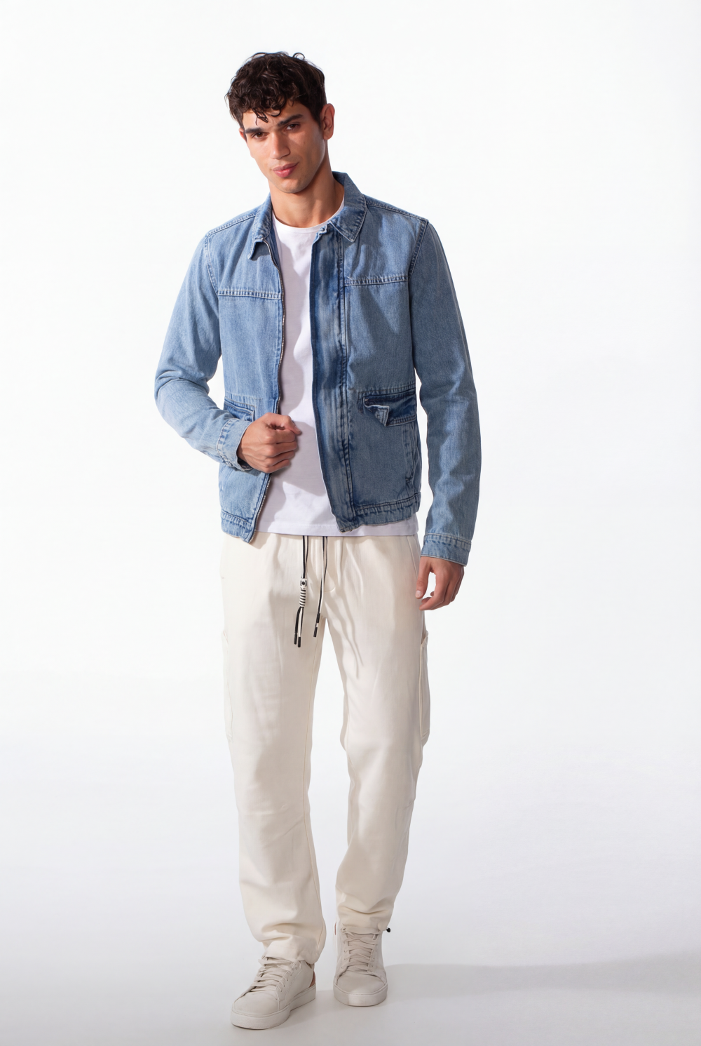 Men's Slim Fit Full Zip Long Sleeves Jeans Jacket With Pockets