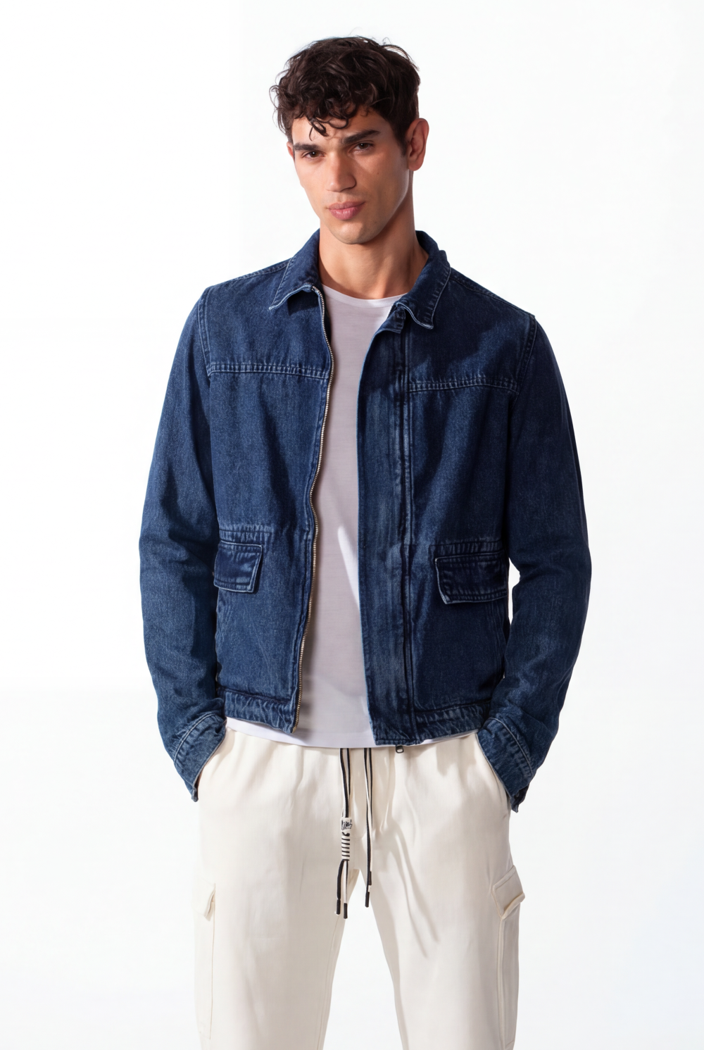 Men's Slim Fit Full Zip Long Sleeves Jeans Jacket With Pockets