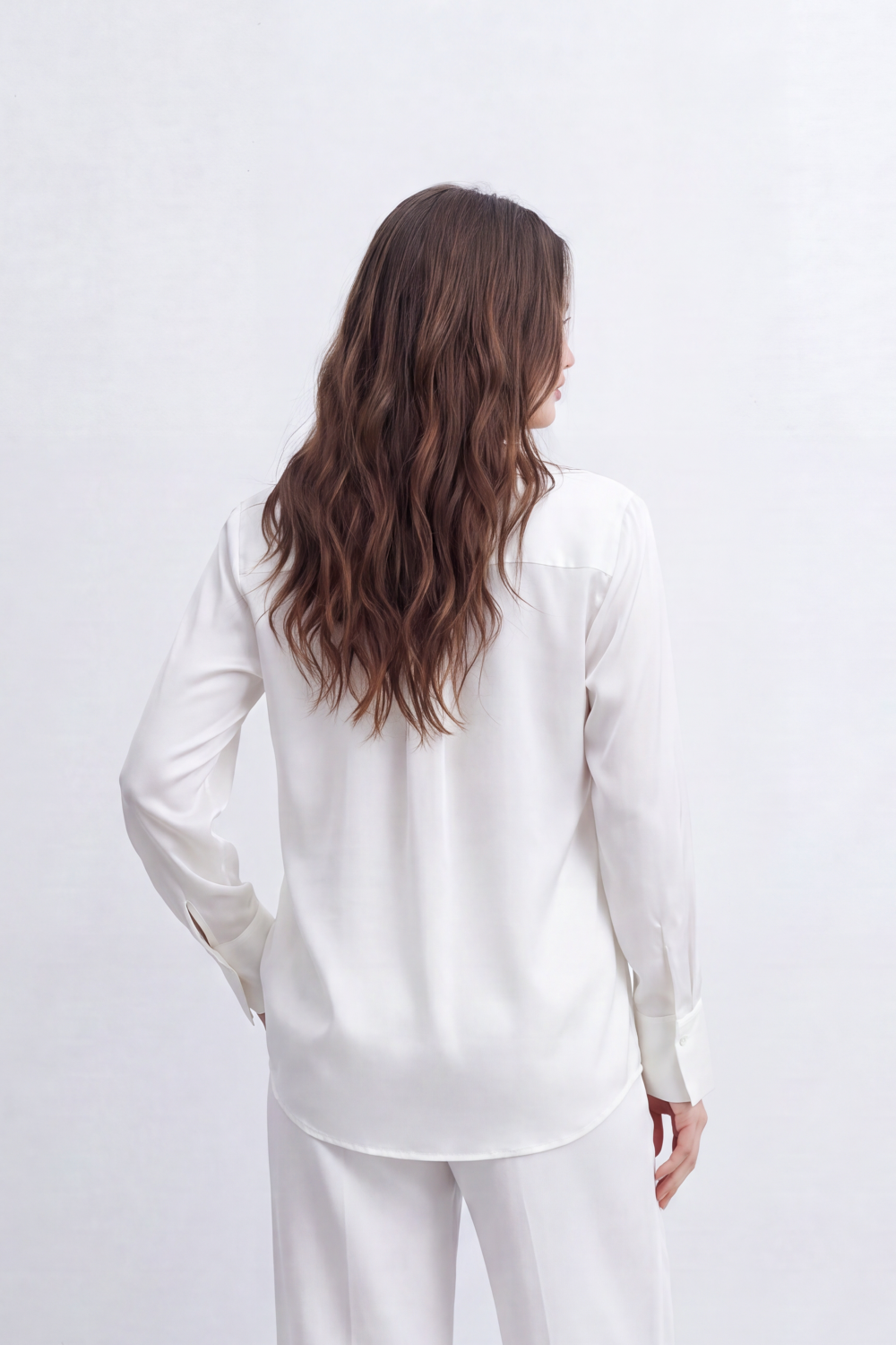 Women’s Tomato Store Liquid Sheen Blouse Glossy Smooth Surface Button Front Detail Back Pleat Finish Longline Relaxed Shape Curved Hem