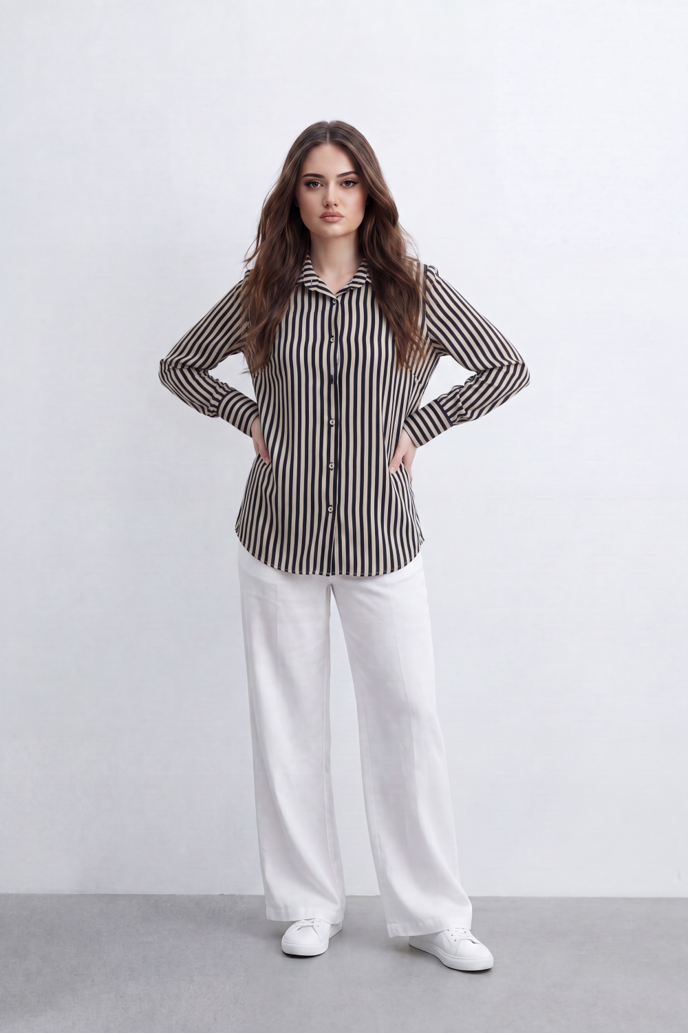 Women’s Tomato Store Line Edit Blouse Vertical Stripe Pattern Button Front Back Pleat Longline Shape And Polished