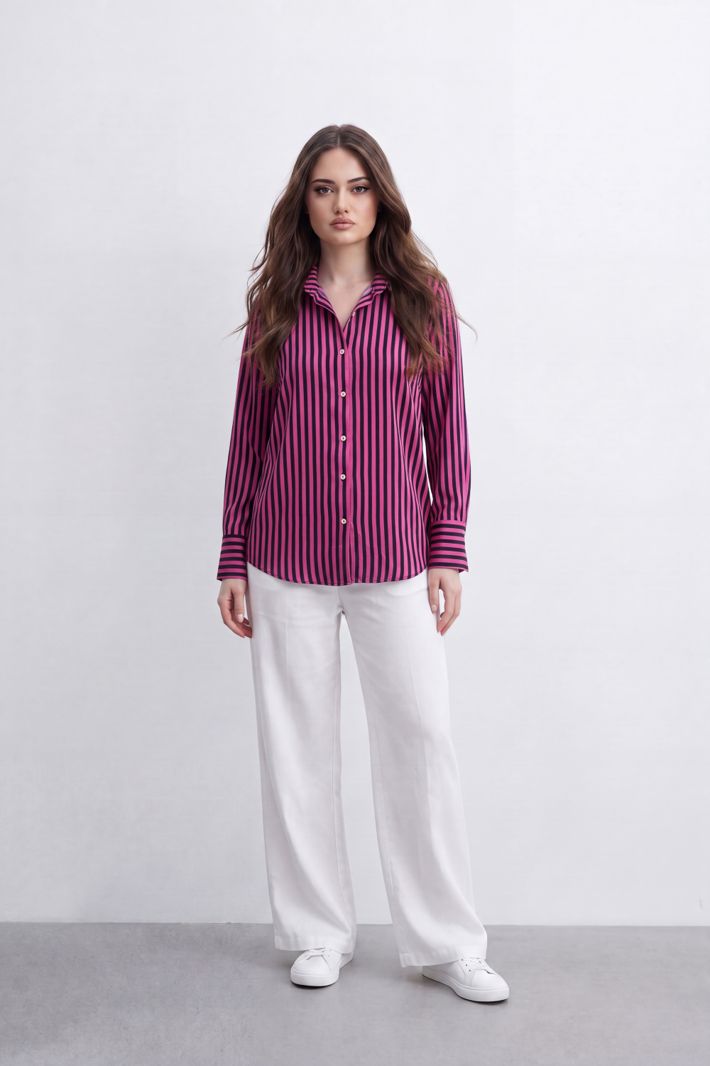 Women’s Tomato Store Line Edit Blouse Vertical Stripe Pattern Button Front Back Pleat Longline Shape And Polished