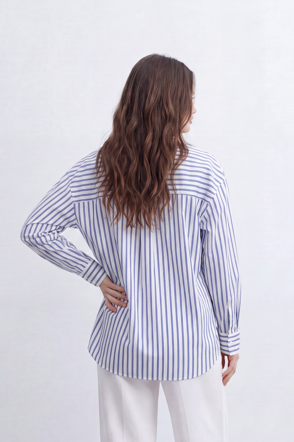 Women’s Tomato Store Line Pocket Blouse Vertical Stripe Pattern Mixed Direction Pocket Back Pleat Longline Shape And Clean Everyday Mood