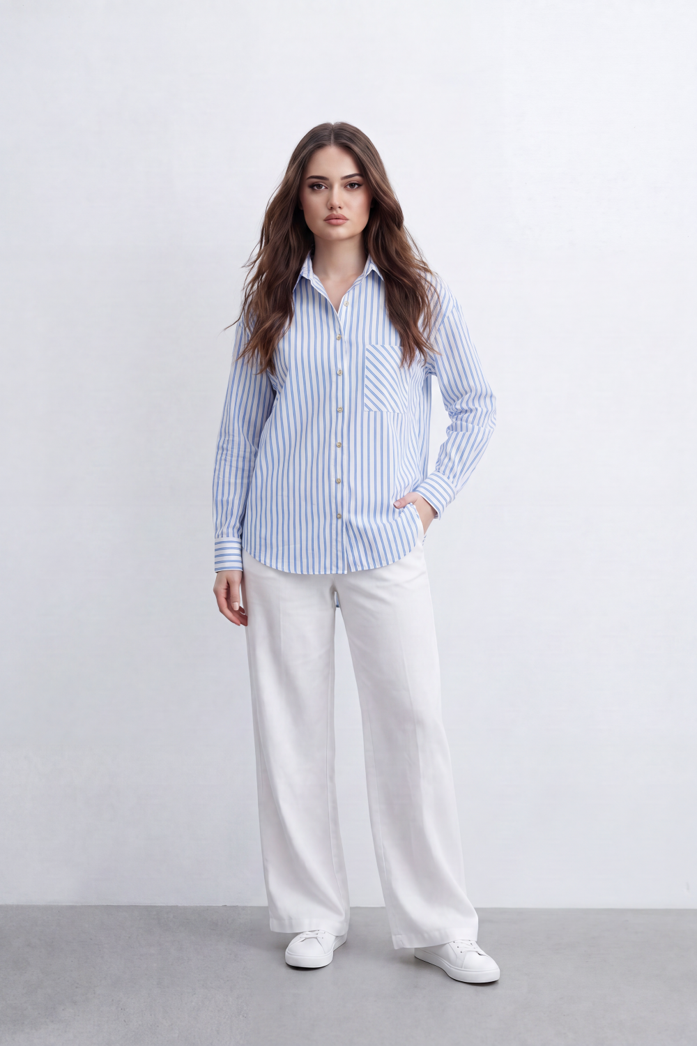 Women’s Tomato Store Line Pocket Blouse Vertical Stripe Pattern Mixed Direction Pocket Back Pleat Longline Shape And Clean Everyday Mood